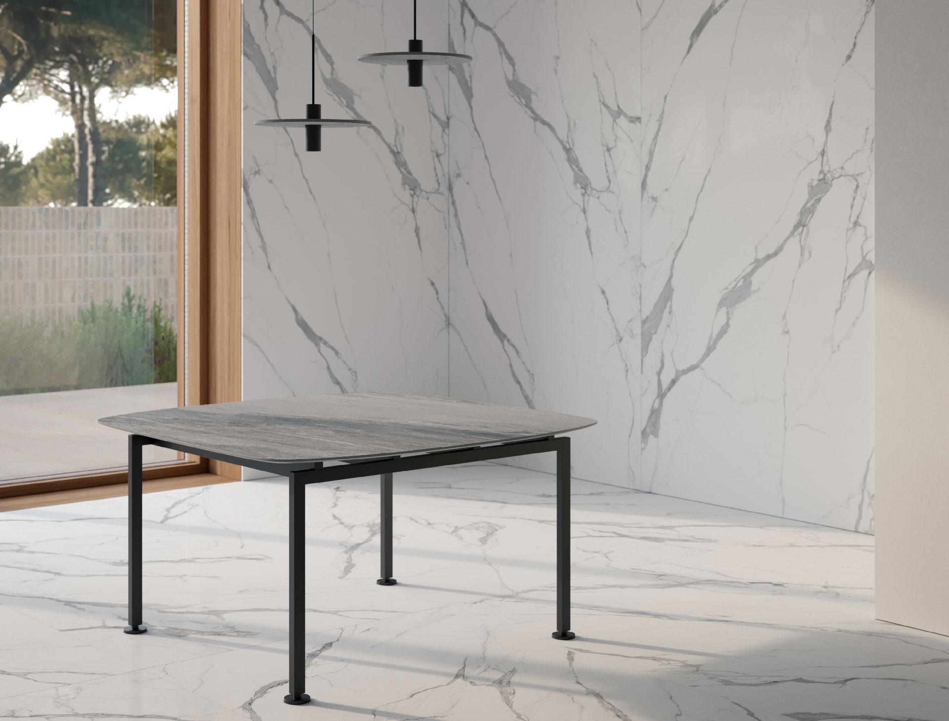 トリイスクエア